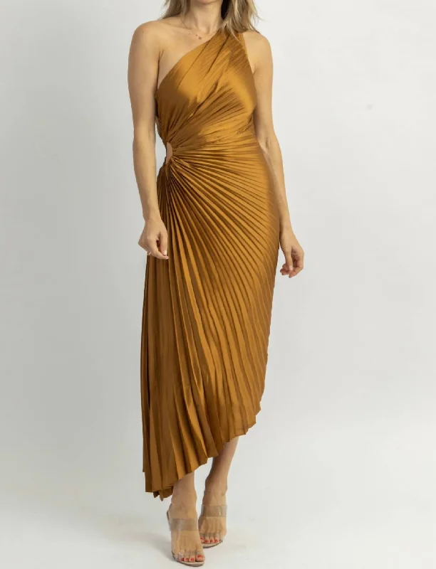 Midi dresses for club shows -Fresco Pleated Midi Dress In Golden Ochre