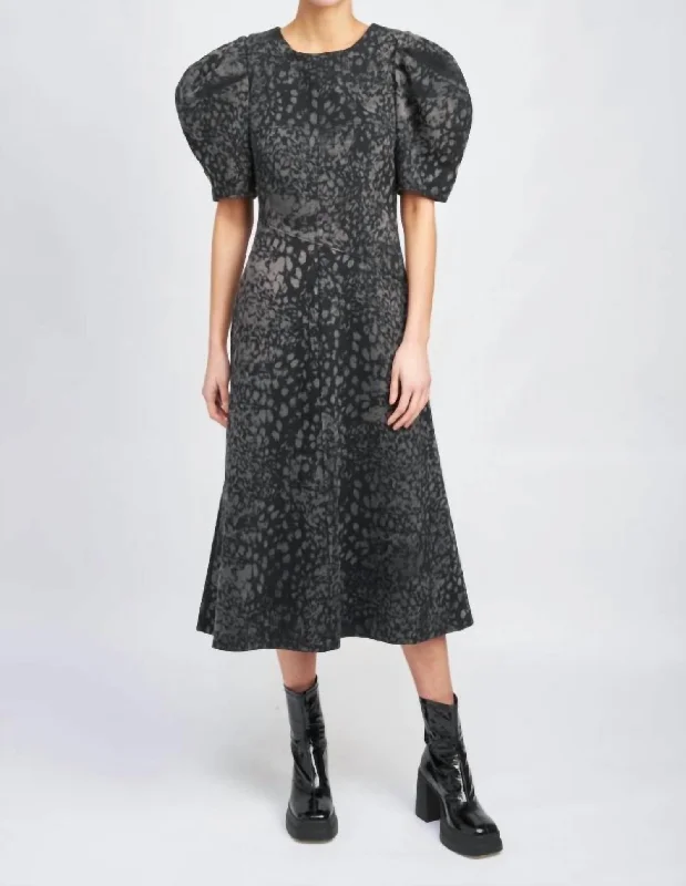 Midi dresses for summer brunches -Harlow Midi Dress In Charcoal